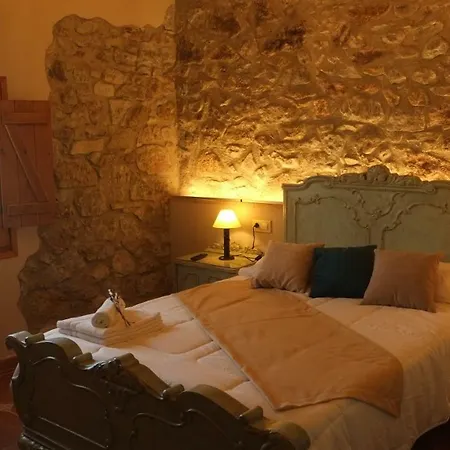 La Masia De Montpedros Country house